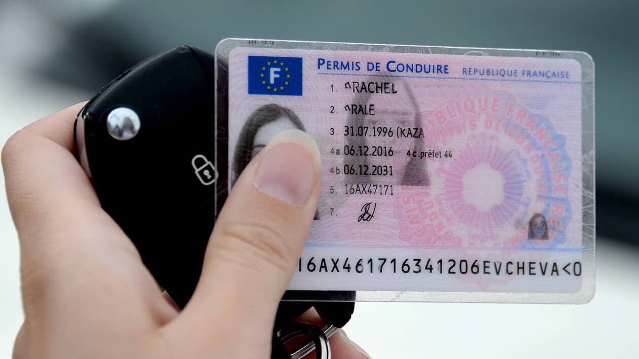 Permis de conduire français
